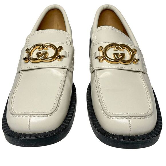 Gucci Ivory Leather Horsebit Loafers with Gold Hardware display picture 3